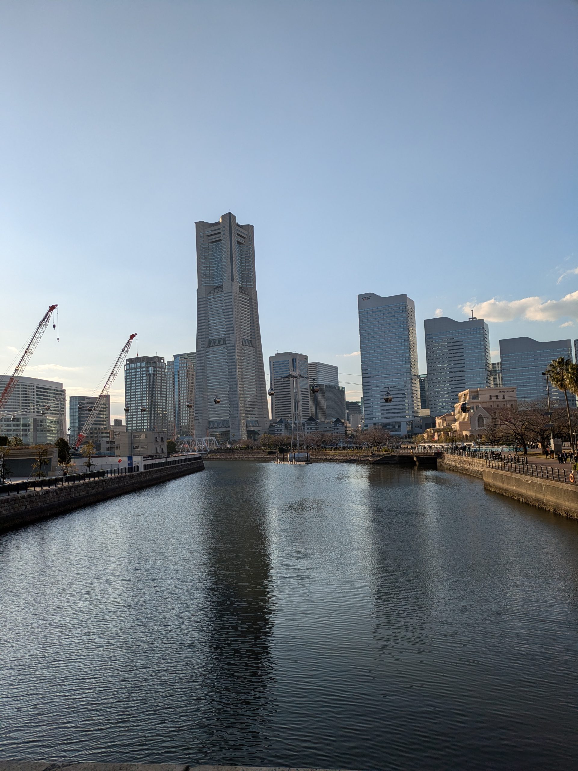 横 浜　YOKOHAMA