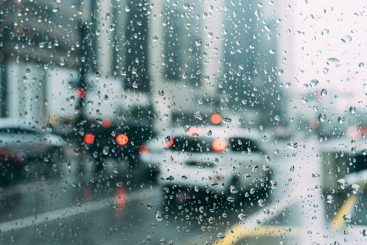 寒い雨でも前向きに、